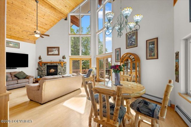 5298 S Katie Way, Big Lake, AK 99652