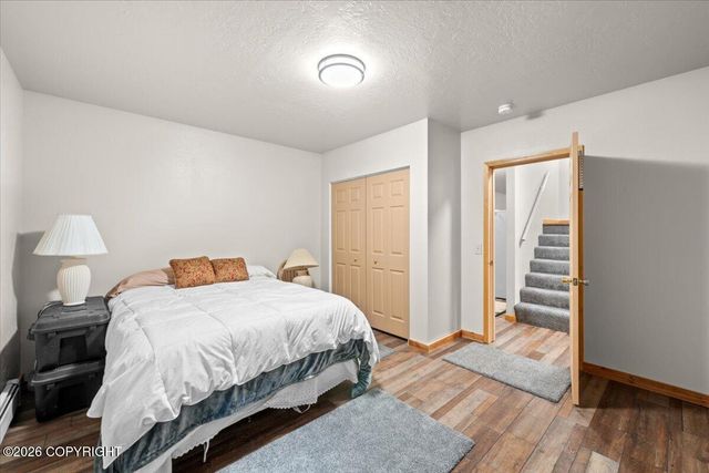 5298 S Katie Way, Big Lake, AK 99652