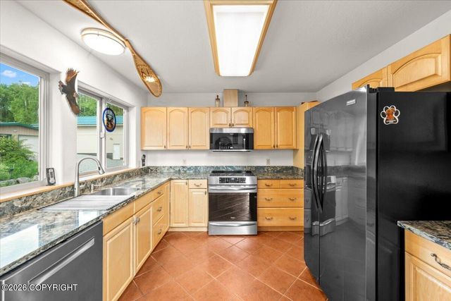 5298 S Katie Way, Big Lake, AK 99652