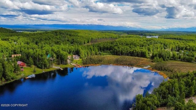5298 S Katie Way, Big Lake, AK 99652