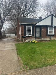 19726 MOROSS Road, Detroit, MI 48224