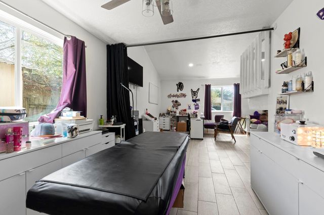 8506 Rivercross Road, Houston, TX 77064