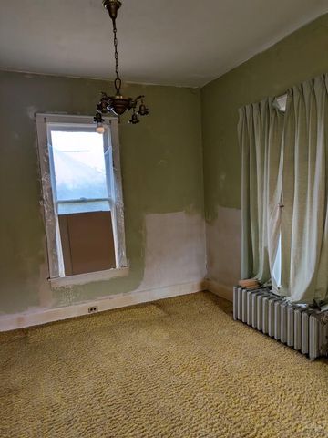 219 E Indiana Ave, Walsenburg, CO 81089