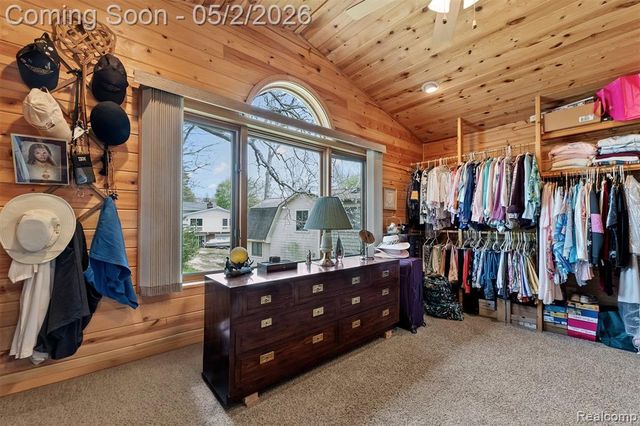2745 Lari Court, West Bloomfield, MI 48324