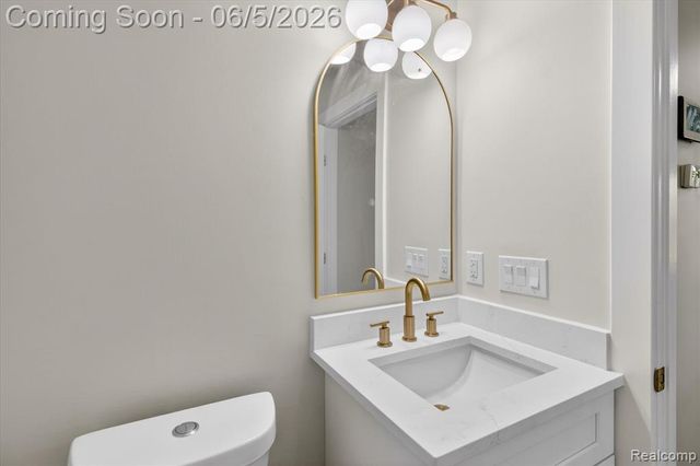 3901 Highlander Way, Ann Arbor, MI 48108