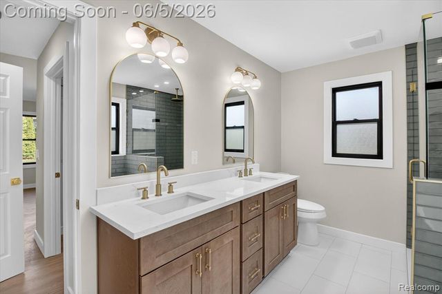 3901 Highlander Way, Ann Arbor, MI 48108