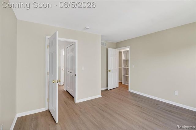 3901 Highlander Way, Ann Arbor, MI 48108