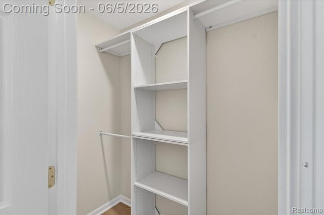 3901 Highlander Way, Ann Arbor, MI 48108