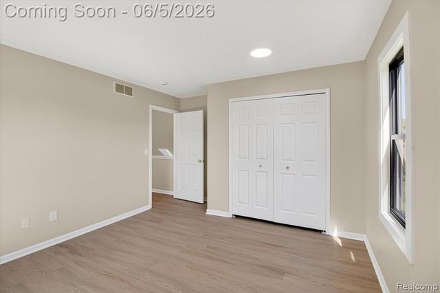 3901 Highlander Way, Ann Arbor, MI 48108