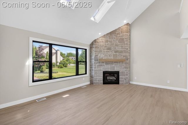 3901 Highlander Way, Ann Arbor, MI 48108