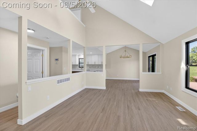 3901 Highlander Way, Ann Arbor, MI 48108