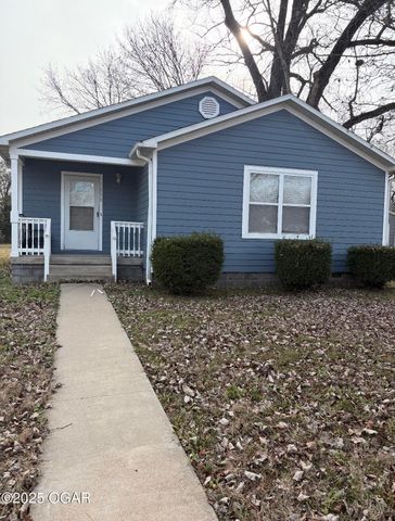1010 E 16th Street, Pittsburg, KS 66762