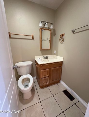 1010 E 16th Street, Pittsburg, KS 66762