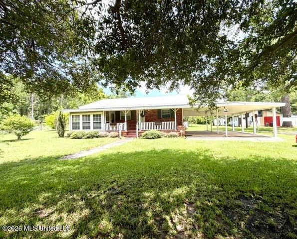 5825 Elder Street, Moss Point, MS 39563