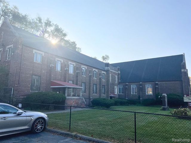 15340 Meyers Road, Detroit, MI 48227