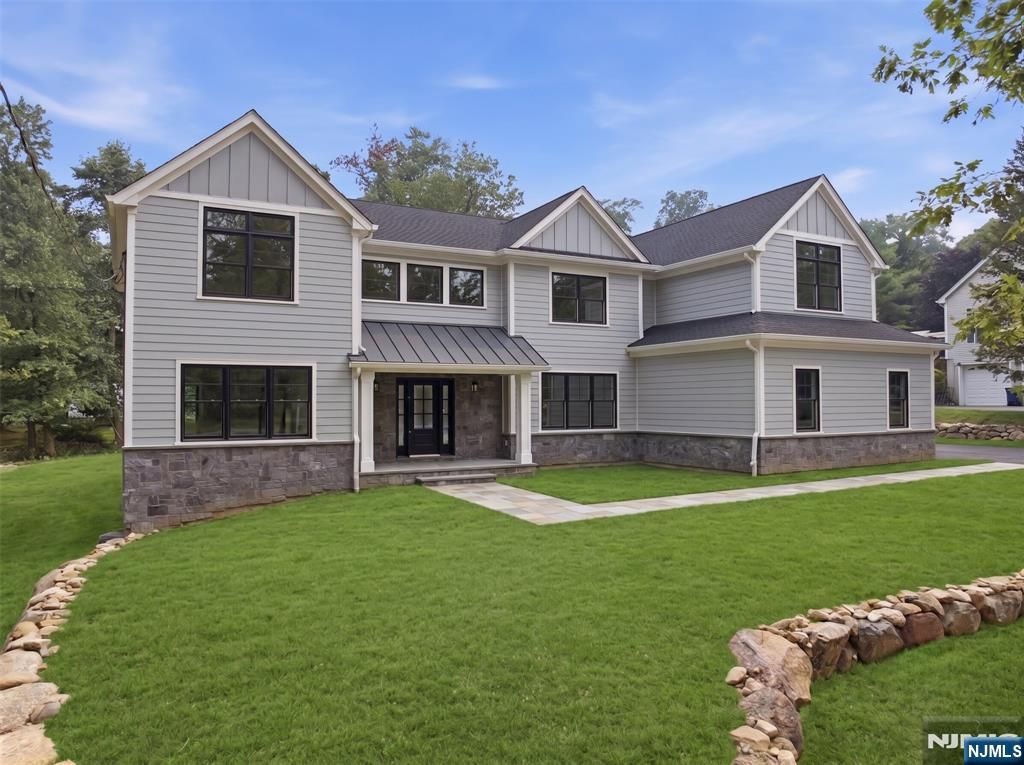 531 Track Lane, River Vale, NJ 07675