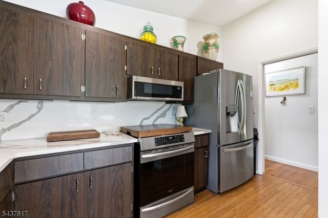 39 Koclas Dr, Netcong Boro, NJ 07857