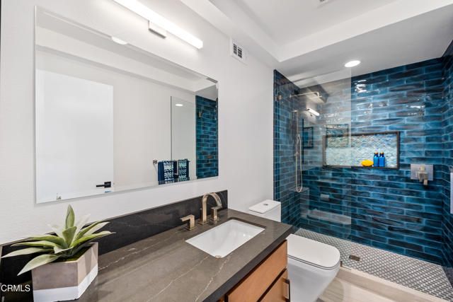 3810 W Hemlock Street, Oxnard, CA 93035