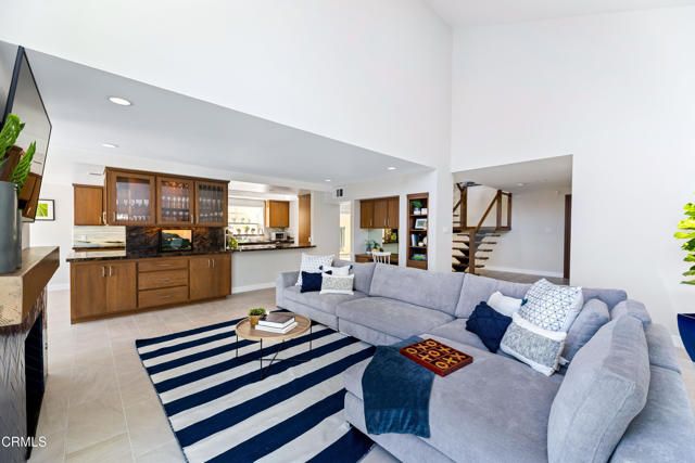 3810 W Hemlock Street, Oxnard, CA 93035