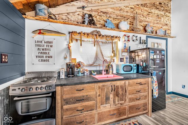5180 Orange Grove Road, Gosport, IN 47433