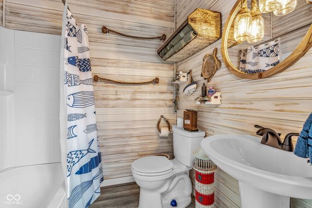 5180 Orange Grove Road, Gosport, IN 47433