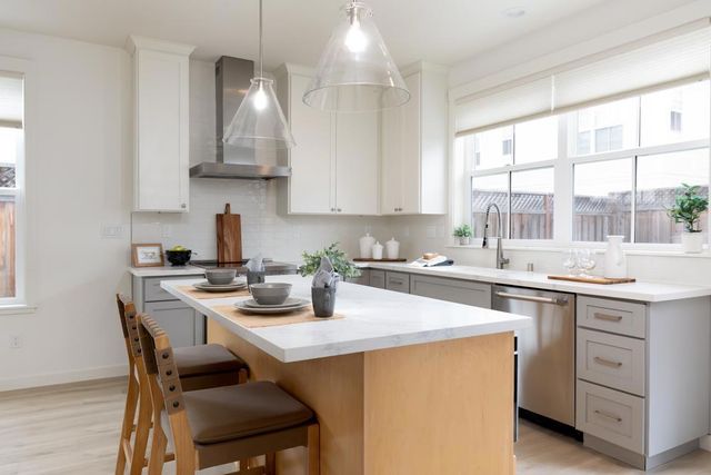 103 Staggi Lane, Soquel, CA 95073