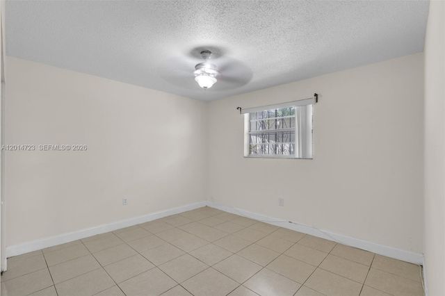 2385 NW 32nd St, Miami, FL 33142