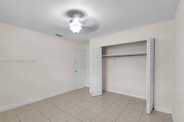 2385 NW 32nd St, Miami, FL 33142