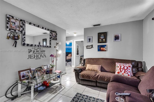 2385 NW 32nd St, Miami, FL 33142