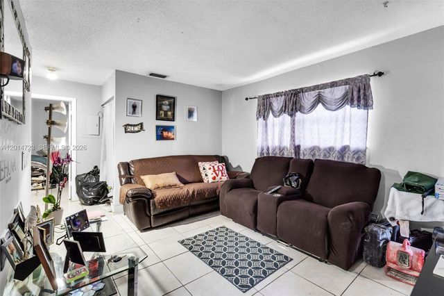 2385 NW 32nd St, Miami, FL 33142