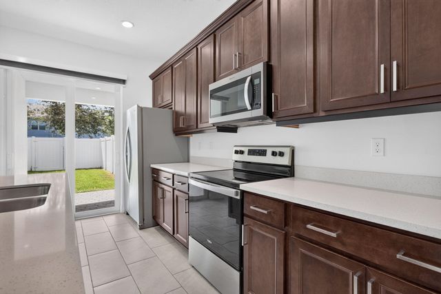 543 Parsons Way, Deerfield Beach, FL 33442