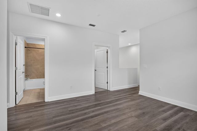 543 Parsons Way, Deerfield Beach, FL 33442