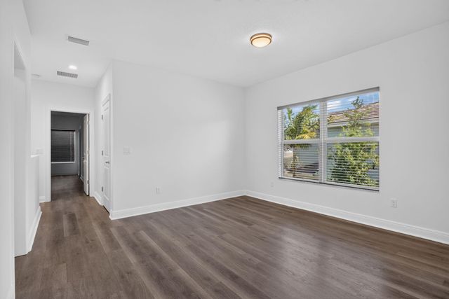 543 Parsons Way, Deerfield Beach, FL 33442