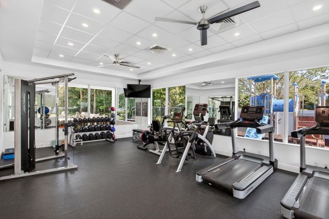 543 Parsons Way, Deerfield Beach, FL 33442