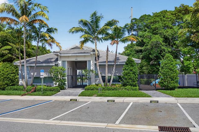 543 Parsons Way, Deerfield Beach, FL 33442