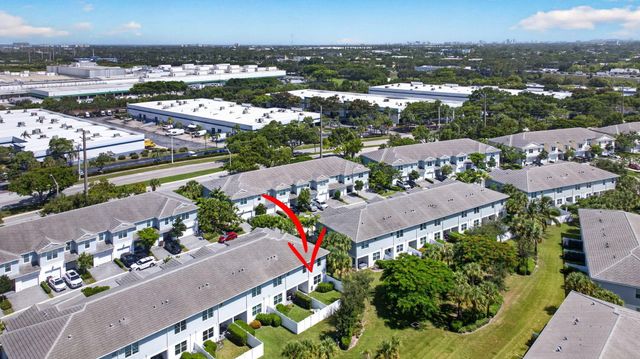 543 Parsons Way, Deerfield Beach, FL 33442