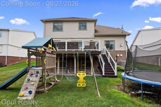 24520 Westchester Drive, Lyon Charter Township, MI 48178