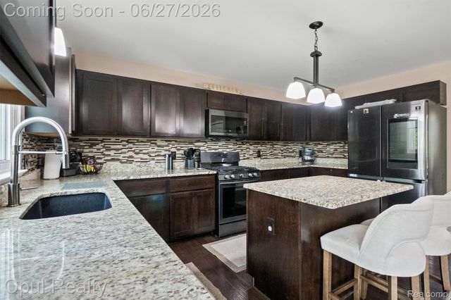 24520 Westchester Drive, Lyon Charter Township, MI 48178