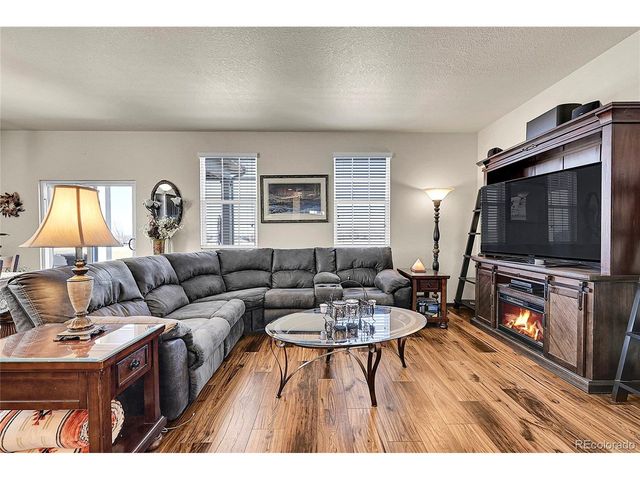 1807 Homestead Dr, Fort Lupton, CO 80621