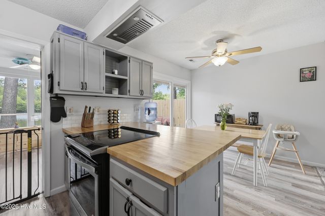 109 Bayberry Drive, Elizabeth City, NC 27909