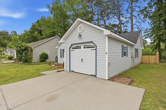 109 Bayberry Drive, Elizabeth City, NC 27909