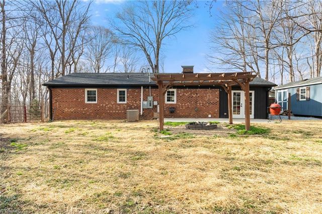 2252 Lucy Lane, Asheboro, NC 27205