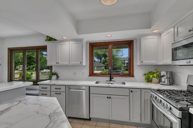 1029 23rd Avenue N, Saint Cloud, MN 56303