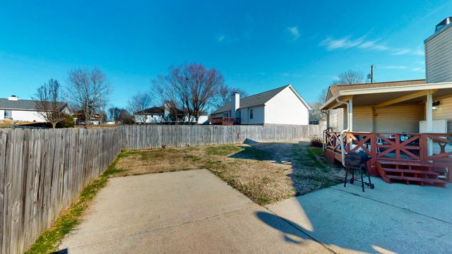 305 Atlantic Blvd, Clarksville, TN 37040