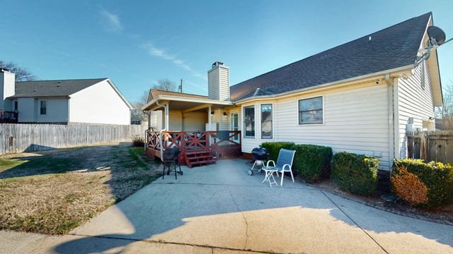 305 Atlantic Blvd, Clarksville, TN 37040