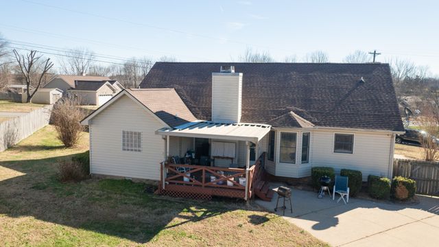 305 Atlantic Blvd, Clarksville, TN 37040