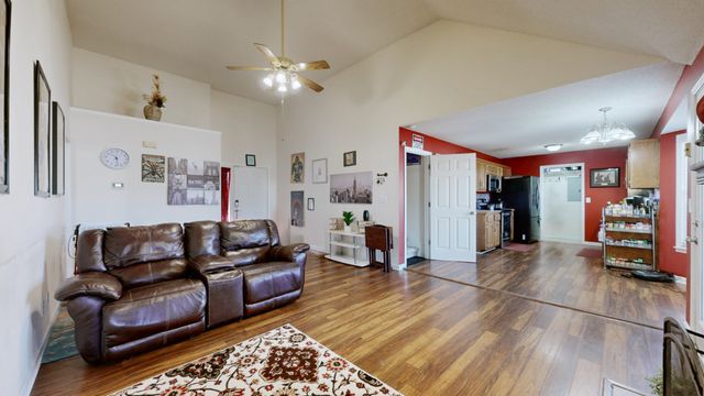 305 Atlantic Blvd, Clarksville, TN 37040