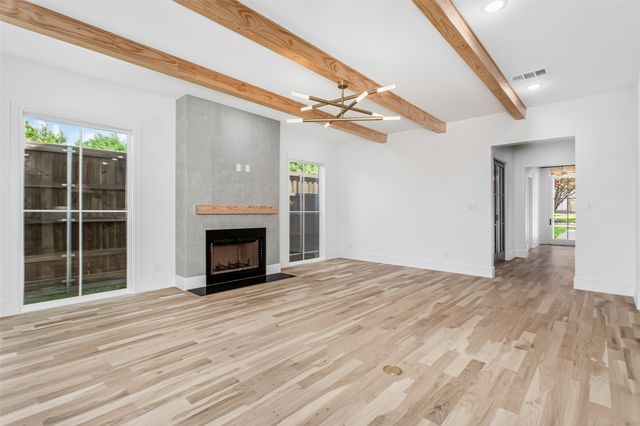 6367 Mccommas Boulevard, Dallas, TX 75214