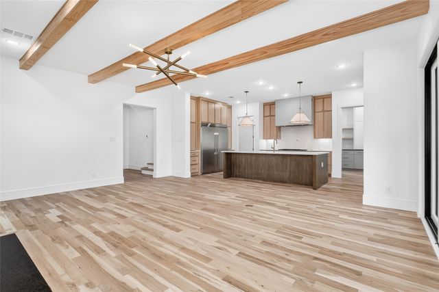 6367 Mccommas Boulevard, Dallas, TX 75214