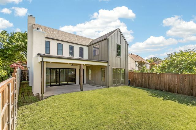 6367 Mccommas Boulevard, Dallas, TX 75214